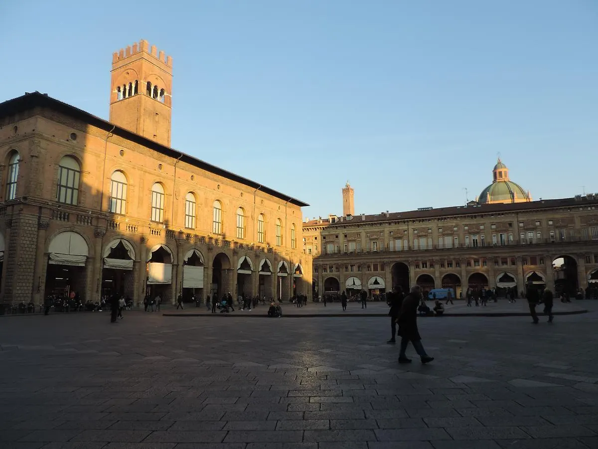 بولونيا B&B Piazza Grande فندق مبيت وإفطار